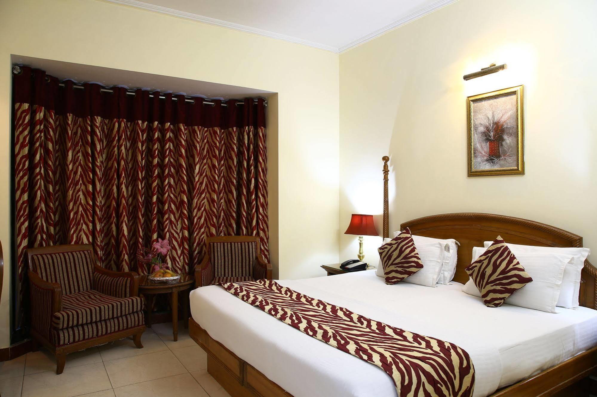 Fabhotel Conclave Executive Nehru Place New Delhi Eksteriør billede